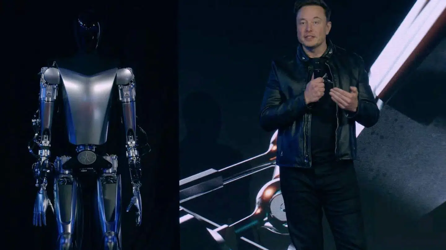 Rigmanden Elon Musk er – blandt andet gennem elbilproducenten Tesla, som han er topchef for – dybt involveret i udviklingen af kunstig intelligens, som også kan bruges i biler og robotter. Nu kræver han og mange andre, at der bliver trykket på pauseknappen i et halvt år for at få styr på udviklingen.