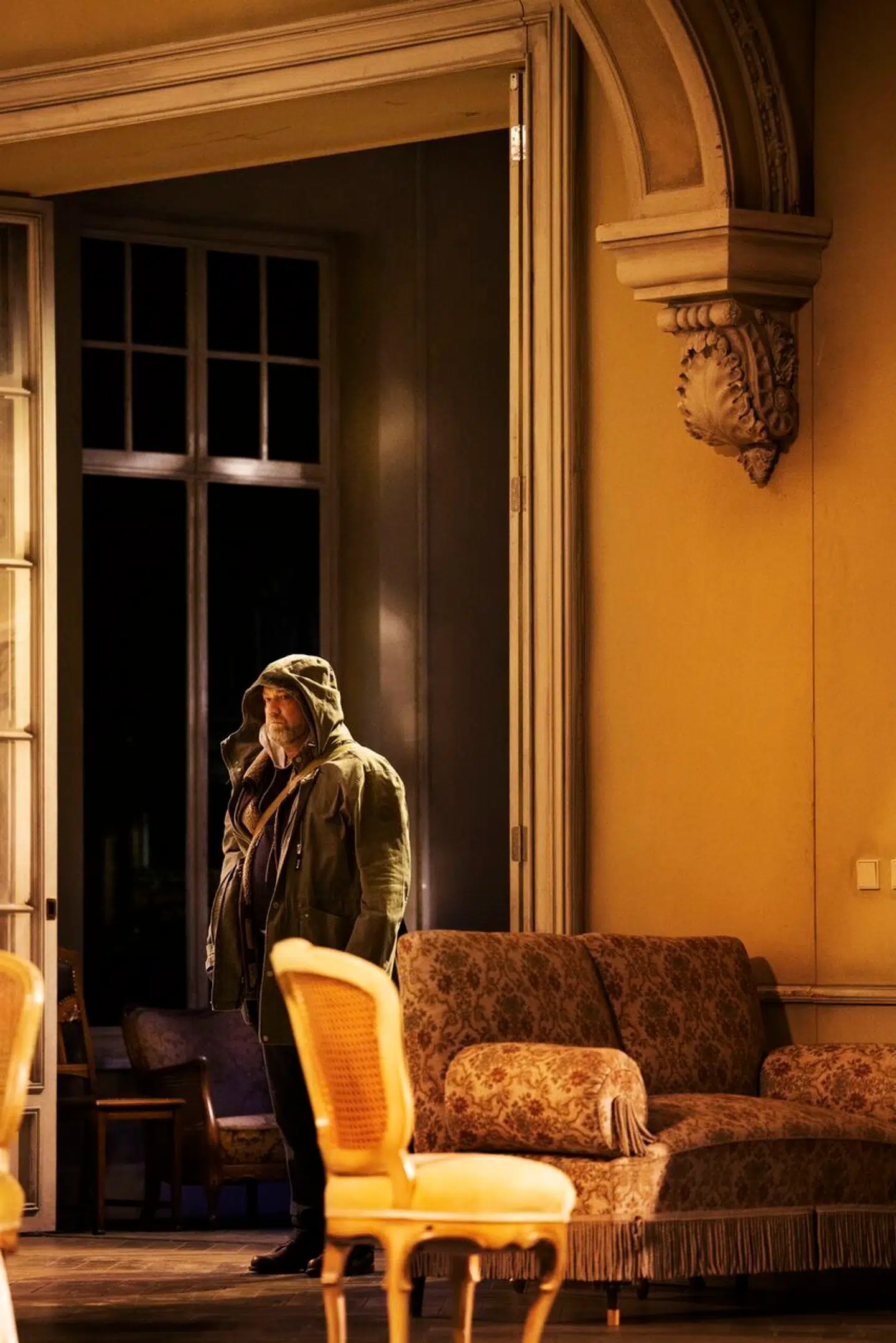 Seriemorderen er ankommet: Johan Reuter som en tilsyneladende Orestes.