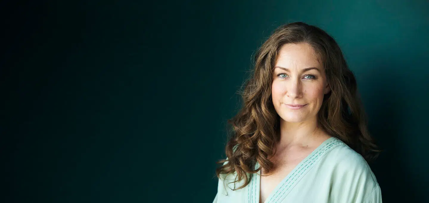 Nyforelskede har en tendens til at se gennem fingre med partnerens mere negative sider. Det er naturligt til et vist punkt. Men spørger man psykolog Signe Hegestand, så bør man være opmærksom på en særlig type opførsel.