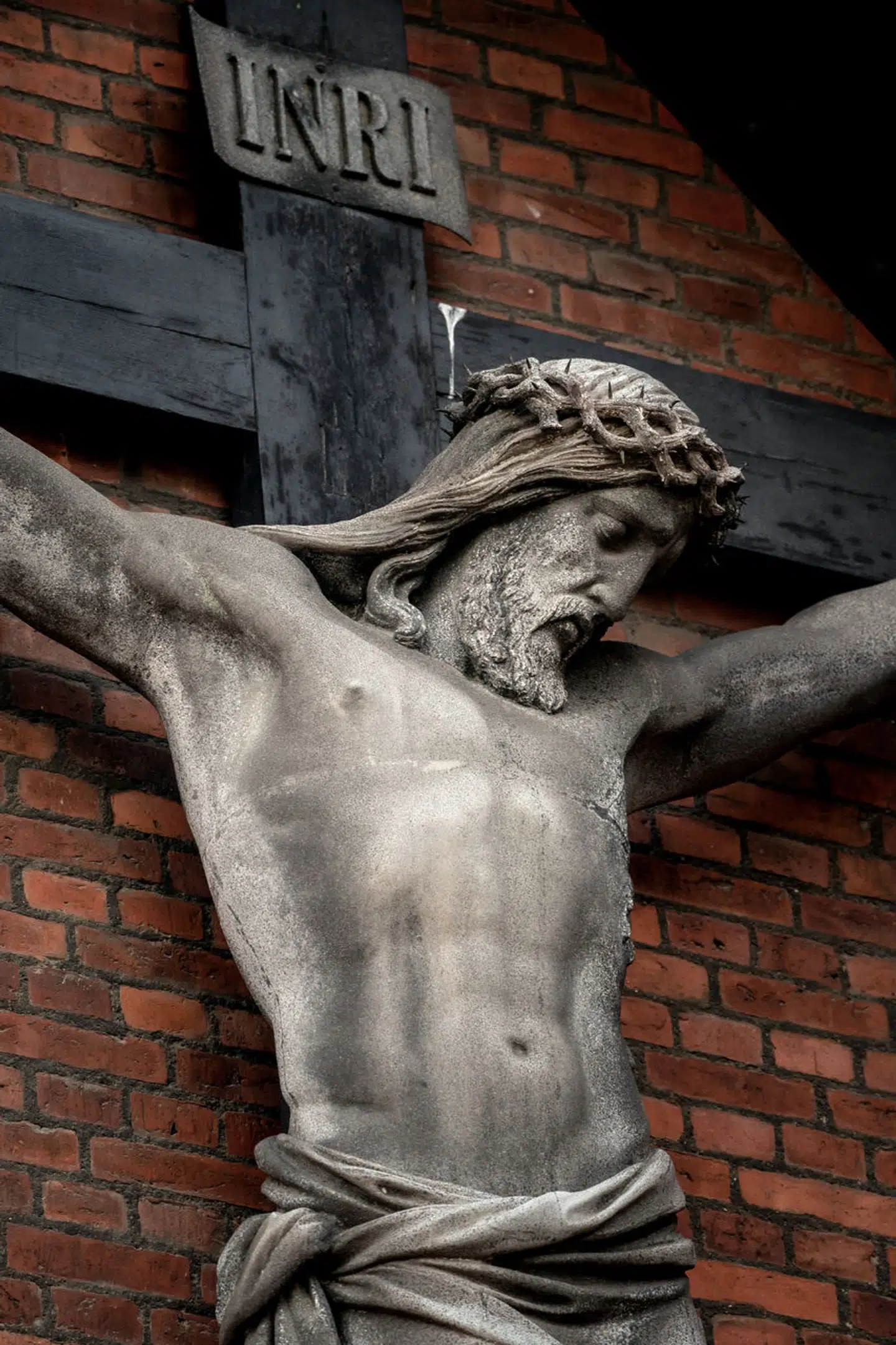 Selvom Niels Steensens Grundskole og Gymnasium er en katolsk skole, går størstedelen af eleverne der ikke af religiøse årsager. De går der for skolens ry for en høj faglighed.