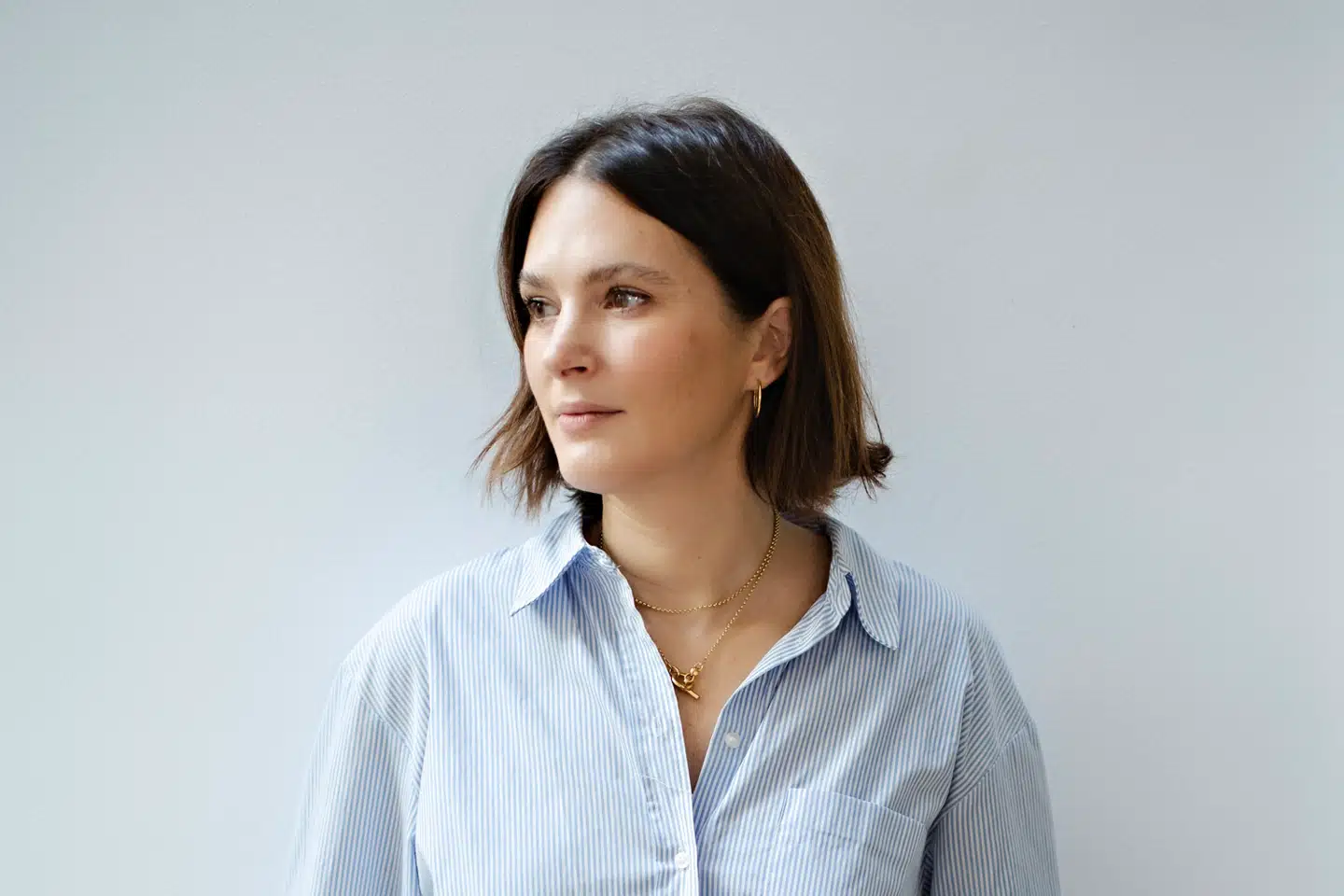 Forfatter og journalist Elizabeth Day er aktuel med bogen »Friendaholic«. Bogen handler om, hvor vigtige venskaber er – og hvor meget barnløshed kan skille venner.