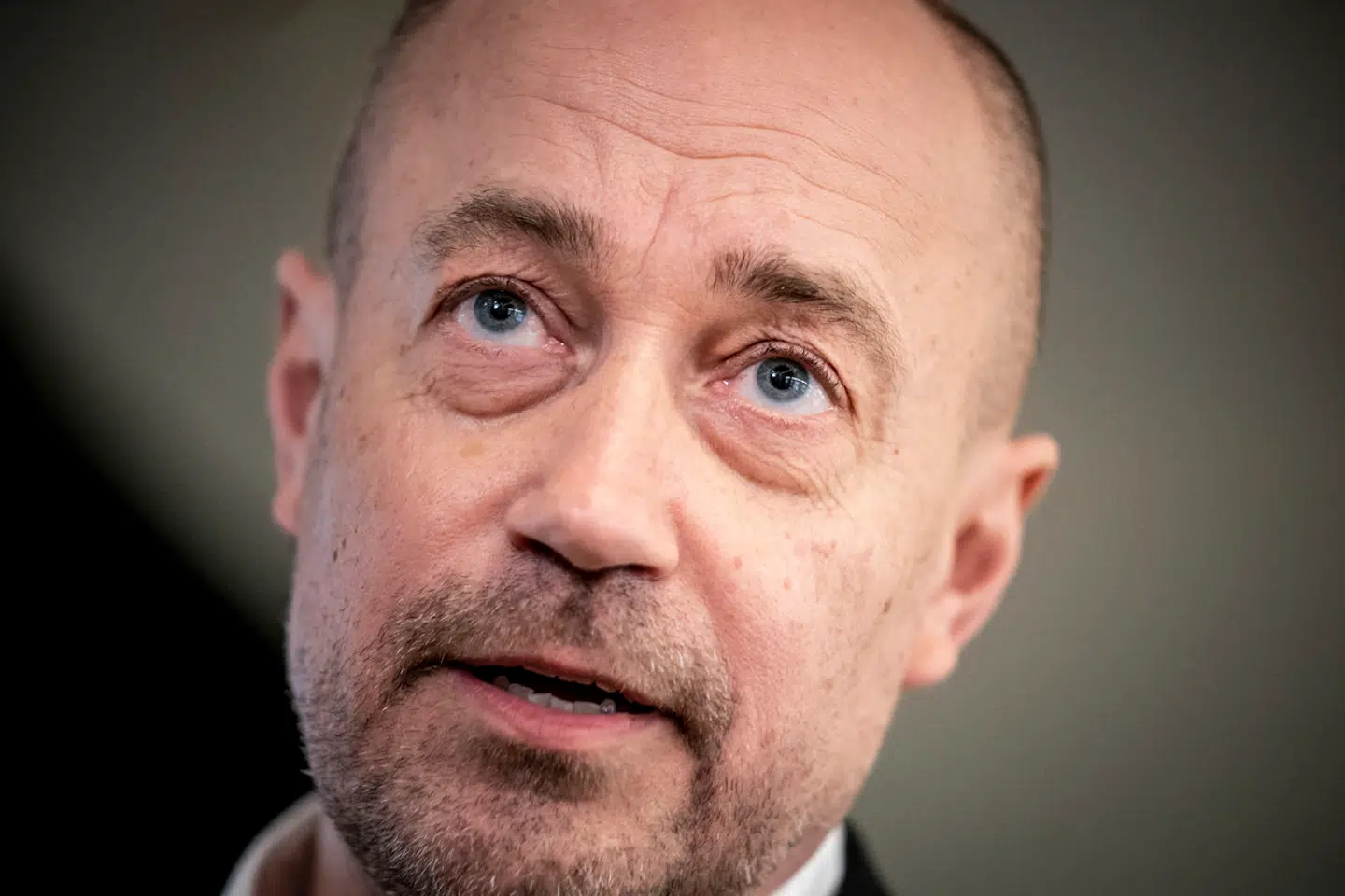 Kritik af miljøminister Magnus Heunicke: »Lande som Tyskland, Polen og Belgien havde opgivet deres dispensationer, før EU-domstolen traf sin afgørelse, og sammen med Italien har de vist, at det er muligt at drive landbrug uden de forbudte sprøjtegifte.«