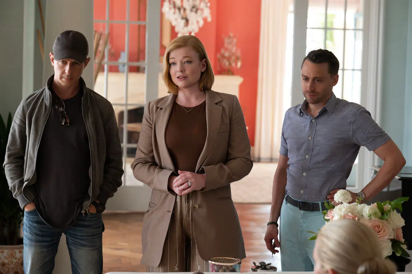 Tre af Logan Roys børn fra et af pressebillederne fra sæson fire. Fra venstre: Kendall (Jeremy Strong), Siobhan (Sarah Snook) og Roman (Kieran Culkin).