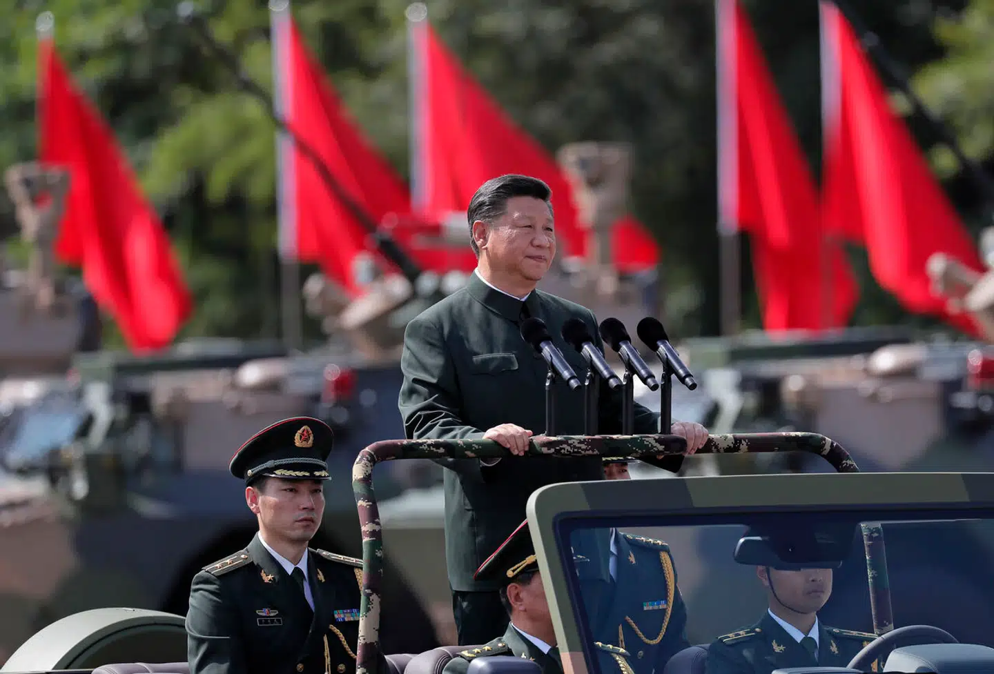 Kinas præsident Xi Jinping blev for ganske nylig officielt genvalg for en tredje præsidentperiode. Titlen er mest af alt symbolsk, for han er leder af Kinas Kommunistiske Parti, og han er dermed landets absolut øverste leder. Nu skal hans magt også udfolde sig i verden.