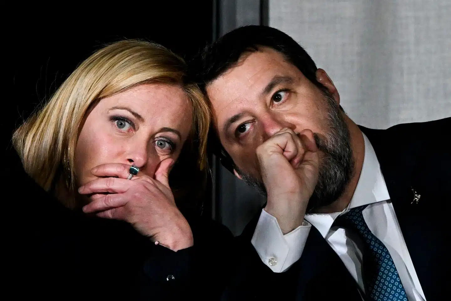 Matteo Salvini, der er leder af det højrenationaIe parti, Lega, og næstkommanderende i den italienske regering, har tidligere kritiseret Vestens sanktioner mod Rusland. Men premierminister Giorgia Meloni har banket både ham og sin anden alliancepartner, Silvio Berlusconi, på plads i spørgsmålet om krigen i Ukraine.