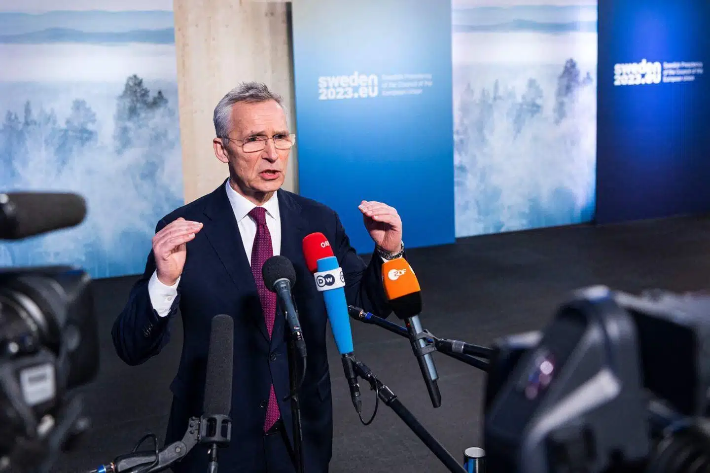 »Med Sverige og Finlands forventede NATO-medlemskab vokser den sikkerhedspolitiske betydning af Norden, mens Danmarks relative betydning falder,« skriver Kristian Søby Kristensen og Niels Byrjalsen.