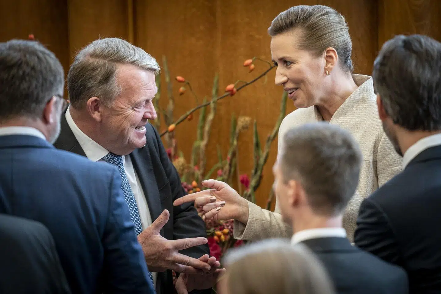 »Regeringen er naturligvis ung og kan nå at overraske. Den er også en flertalsregering, og derfor har den langt større råderum end tidligere regeringer. Men hvordan vil den bruge denne magt, når den blot er et arbejdsfællesskab uden fælles grundværdier?« skriver Amalie Lyhne.