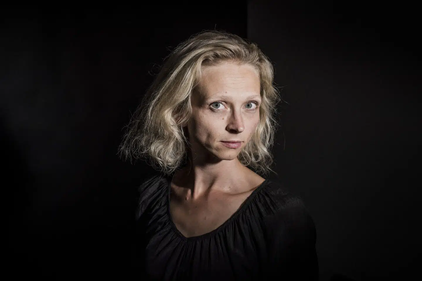 DRs korrespondent Matilde Kimer fik i august sidste år frataget sin akkreditering og tilladelse til at dække krigen fra Ukraine af de ukrainske myndigheder. »Men måske er ukrainernes beslutning slet ikke så svær at forstå,« skriver Jakob Dalhoff, der er bosat i Ukraine.