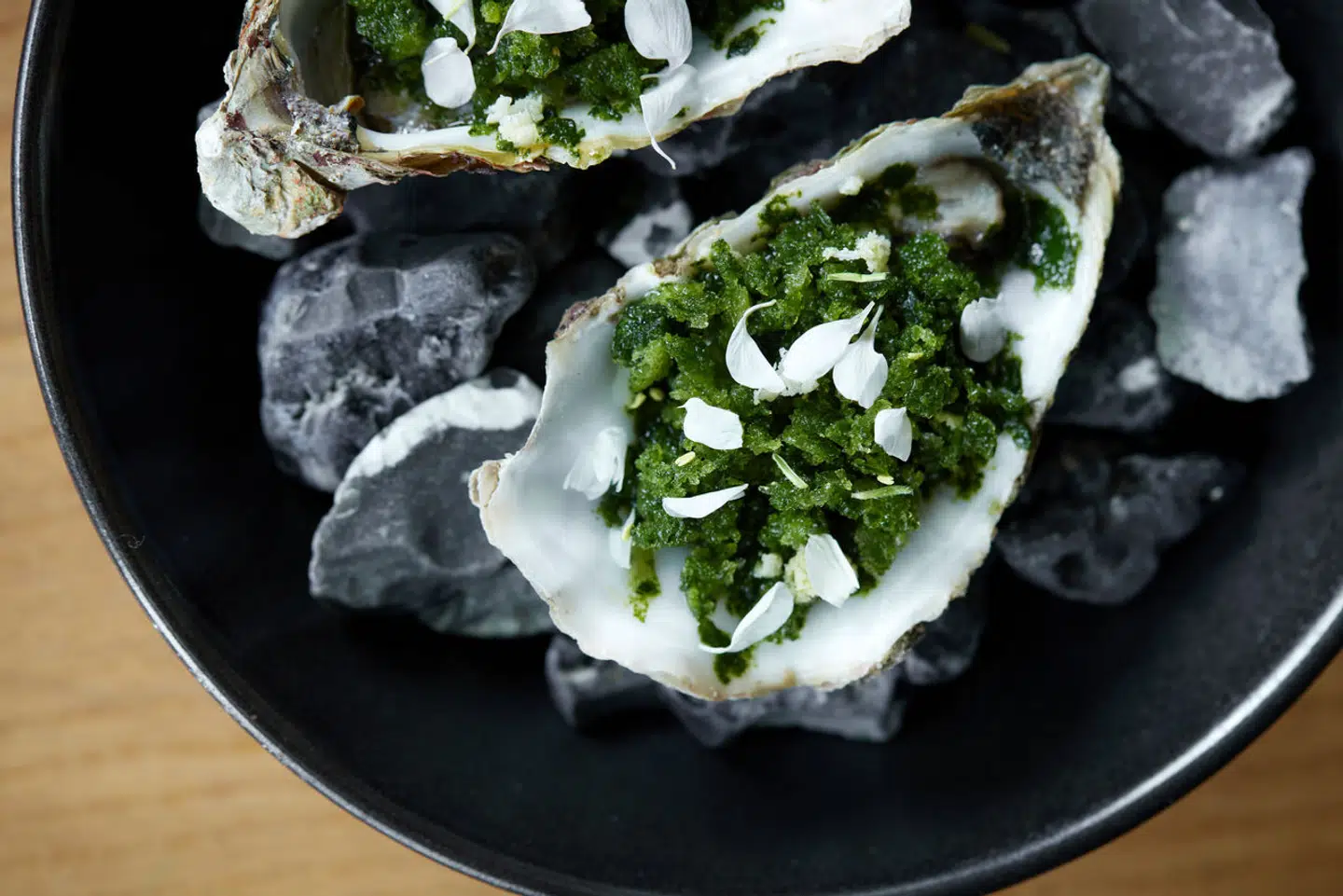 Restaurant KILDEN drives af LOCA Gruppen, der også står bag STUDIO, RADIO og Almanak i Operaen.