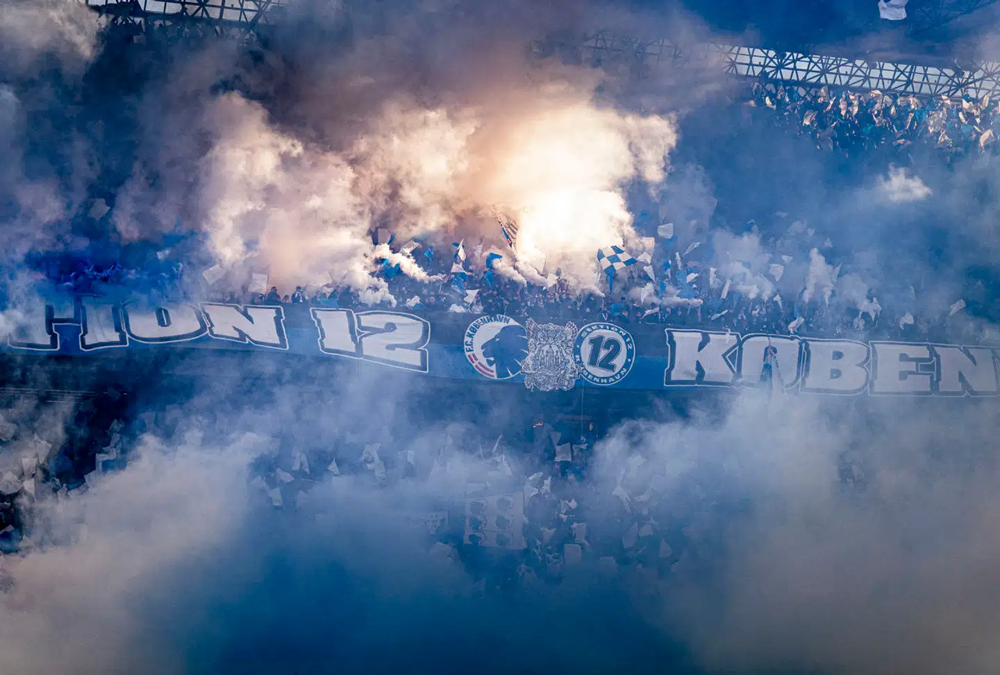Langt flere tilskuere finder vej til Parken, når FCK spiller hjemmekampe. Her FCK-fans før søndagens Superliga-kamp mod AaB.