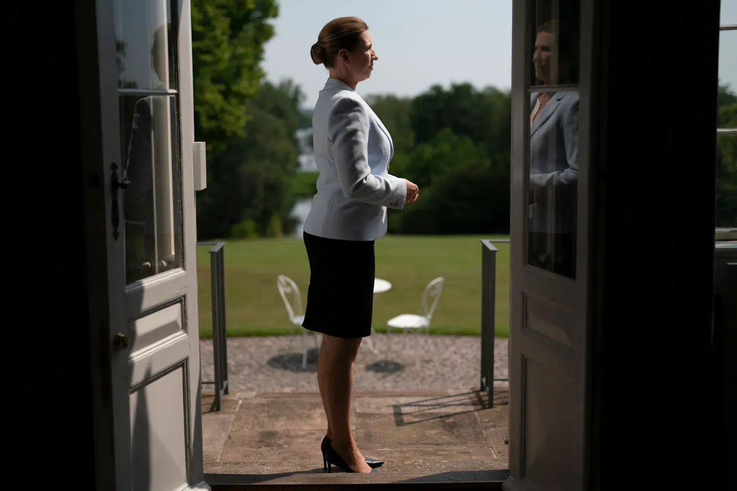 Der er tale om en villalejlighed på 165 kvadratmeter, som ligger i postnummeret 3500 Værløse. På billedet ses statsminister Mette Frederiksen i sin embedsbolig, Marienborg.