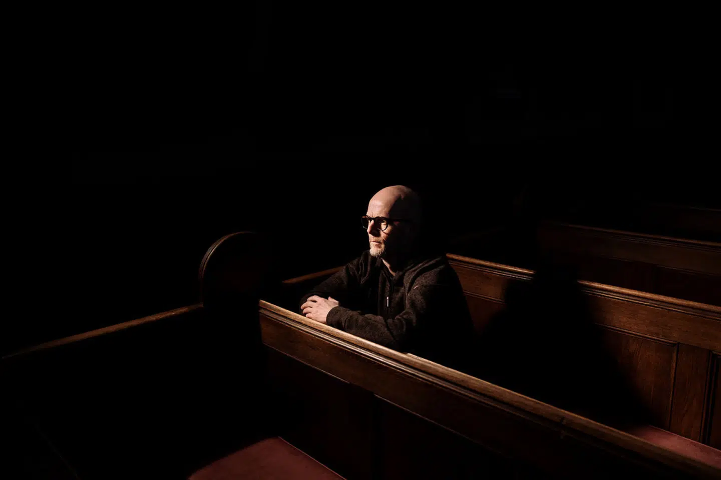 Udover at Frederik Roed som voksen har udgivet bogen Messedreng om sine oplevelser i den katolske kirke, har han også holdt en række foredrag og fulgt de især danske sager fra katolske kirker gennem årene.