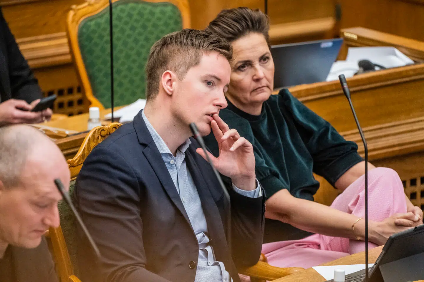 SFs Jacob Mark og SFs formand, Pia Olsen Dyhr, bør ifølge den politiske redaktør sidde tilbage med ildrøde ører. Arkivfoto: Søren Bidstrup