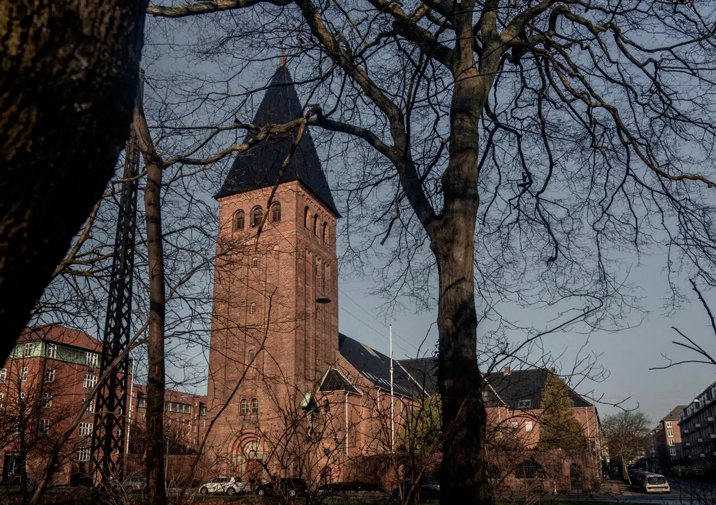 Det var under sin tid som præst på Niels Steensens Grundskole og Gymnasium på Østerbro i København, at Gutkowski modtog en bøde for at have blufærdighedskrænket fire piger under skolens lejrture.