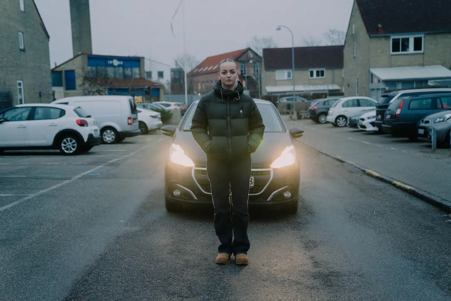Ingen fører tilsyn med køreskolerne. Det har Laura Bengtsson også oplevet.