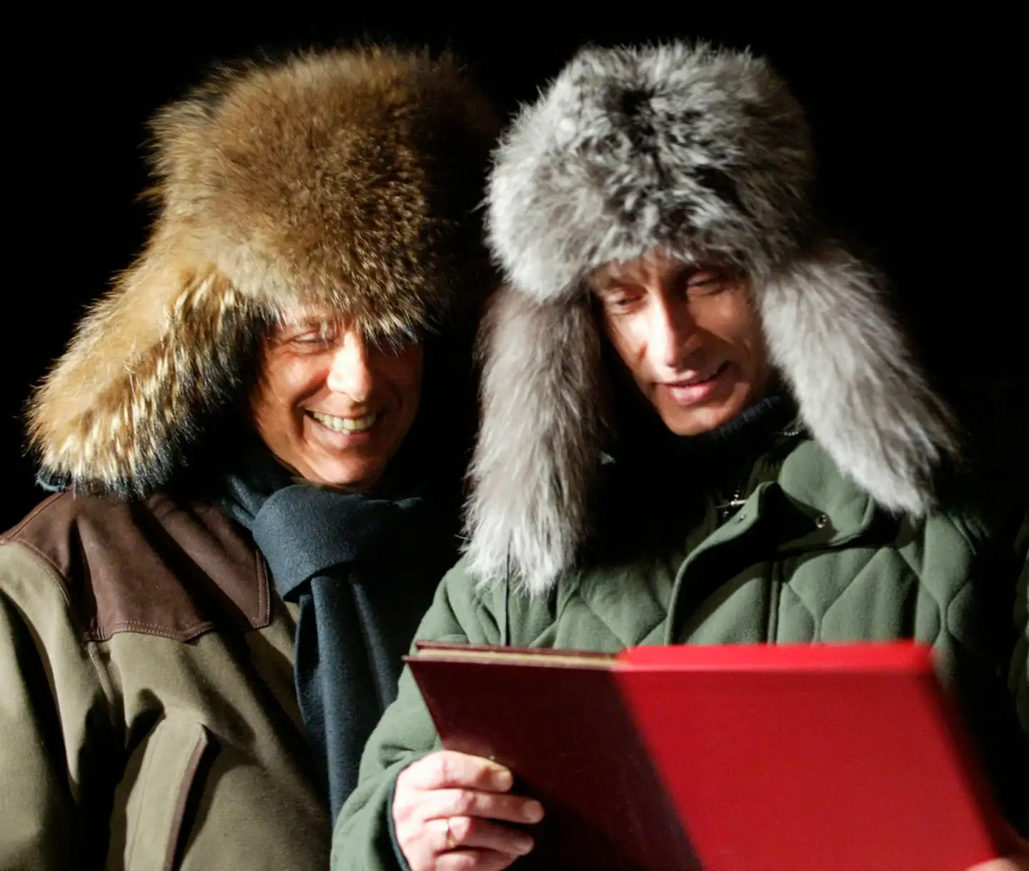 Silvio Berlusconis årelange personlige venskab med Vladimir Putin har givetvis betydning for hans syn på krigen i Ukraine. Men det er ikke den eneste årsag til hans kontroversielle udtalelser.