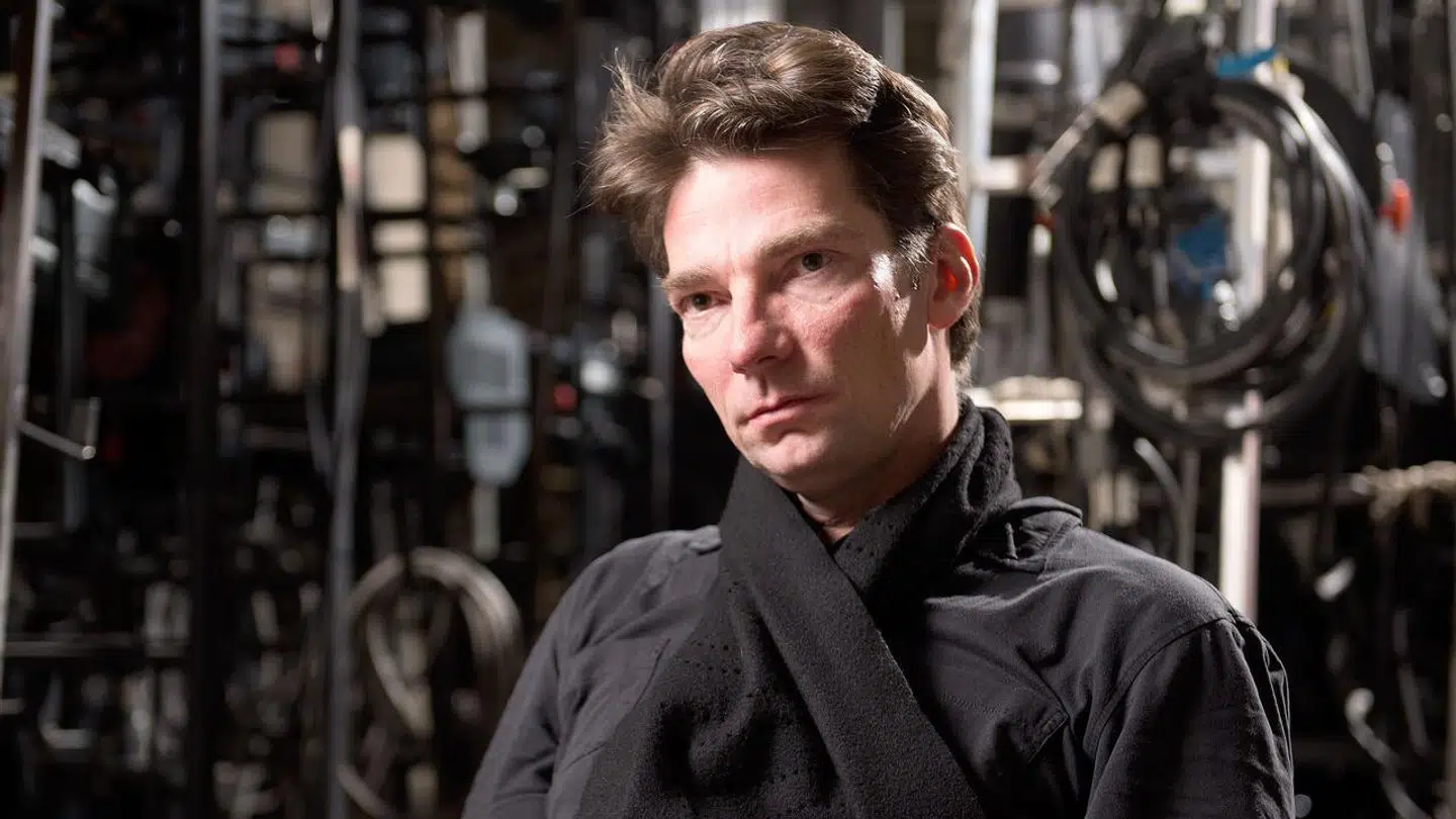 50-årige Marco Goecke har skabt over 90 stykker på mere end 20 år som koreograf. Hans værker kan findes i repertoiret af kompagnier fra hele verden. Nu er han færdig hos operaen i Hannover, men hans værker vil fortsat blive vist i operaen.