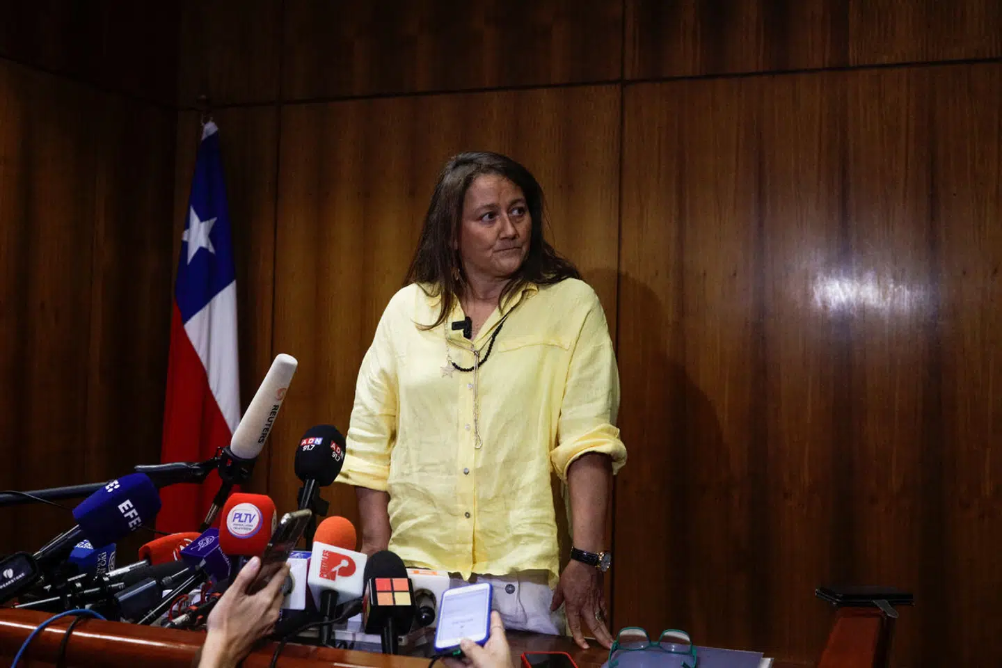 Den chilenske dommer Paola Plaza har bekræftet, at den retsmedicinske rapport blev leveret onsdag til den domstol, der undersøger Nerudas sag. Hun afviste dog at udtale sig om, hvornår der sker mere i sagen, udover at man nu befinder sig i »undersøgelsesfasen«, skriver NPR.