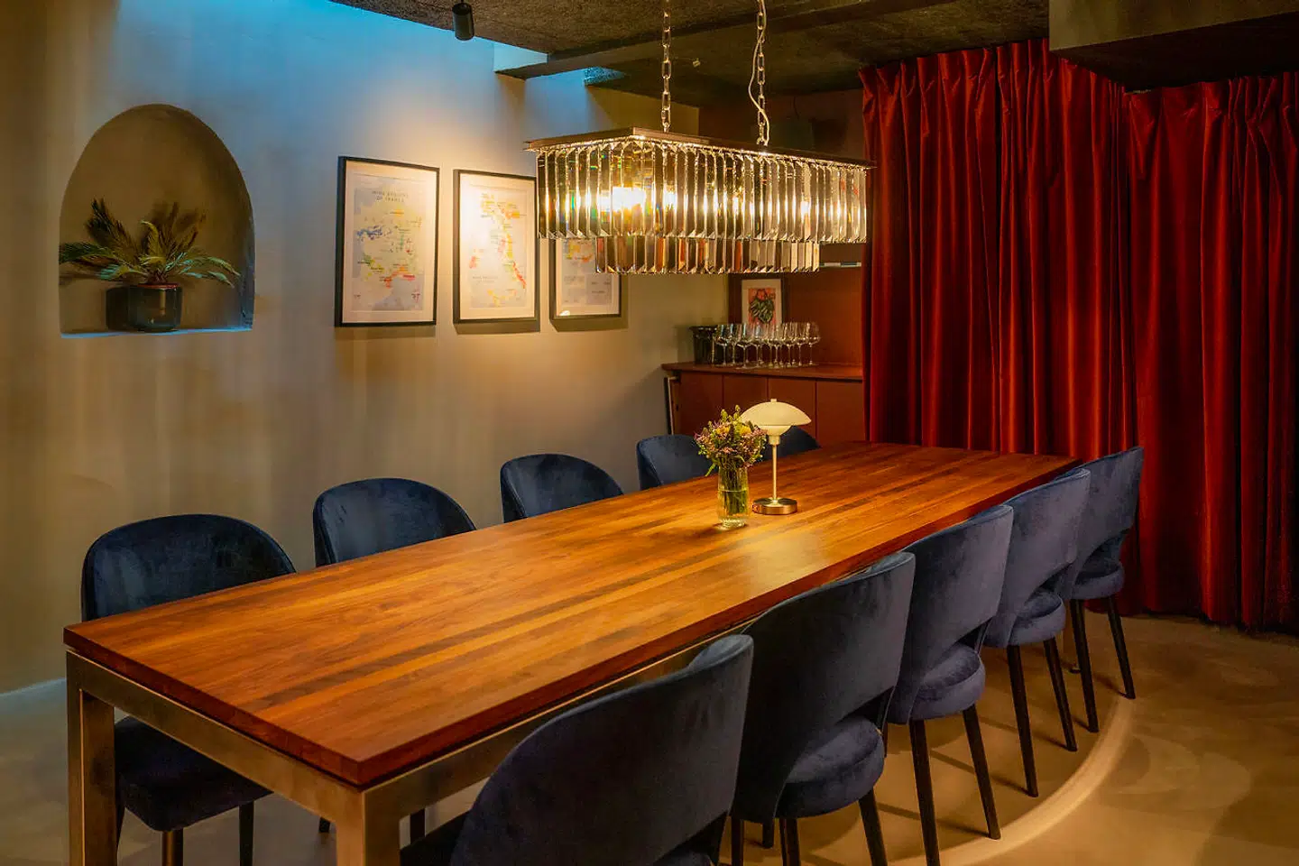 Ud over det fælles barområde råder The Vault også over to private rooms.