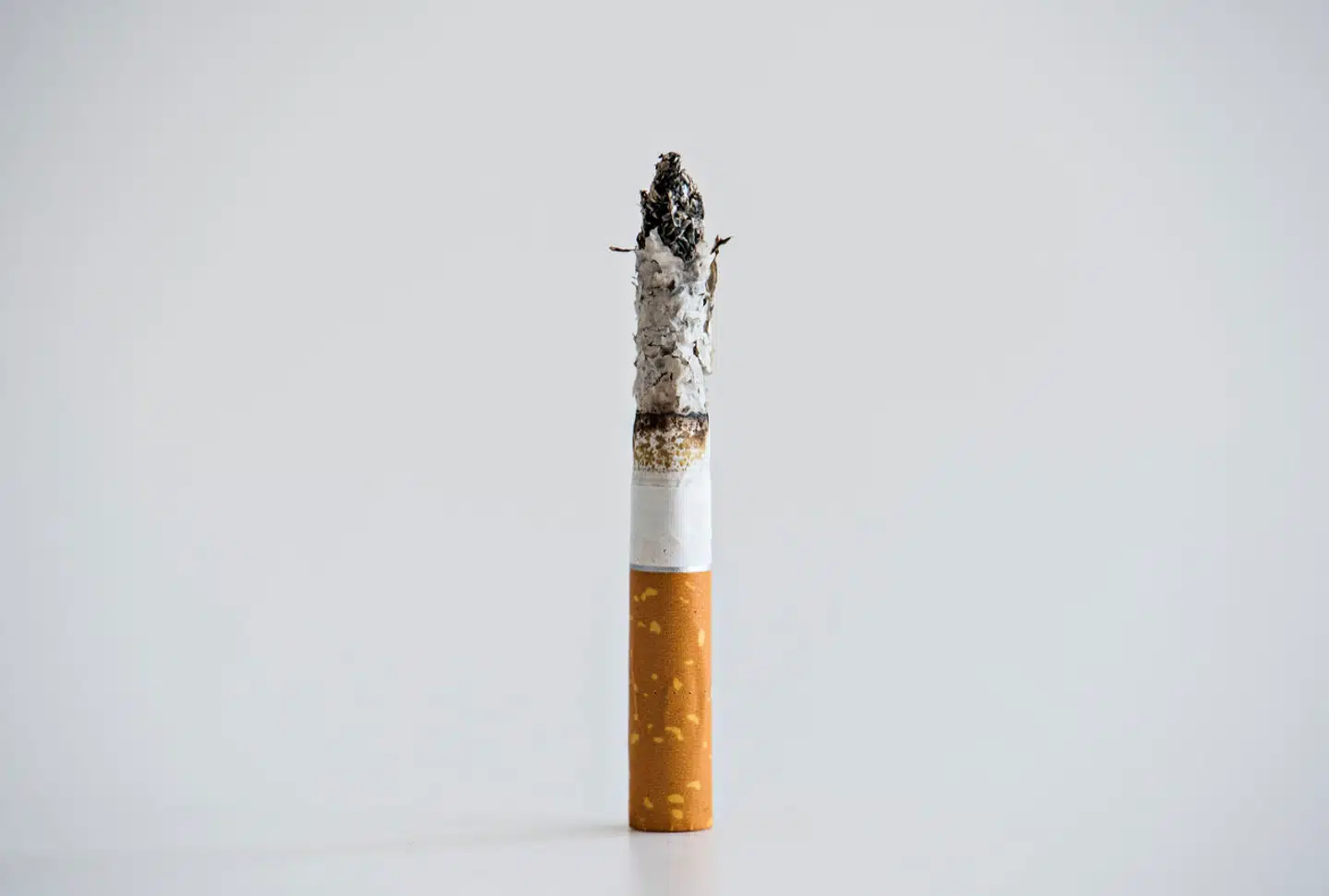 Efter et midlertidigt dyk stiger andelen af unge rygere igen, og det bekymrer eksperter.