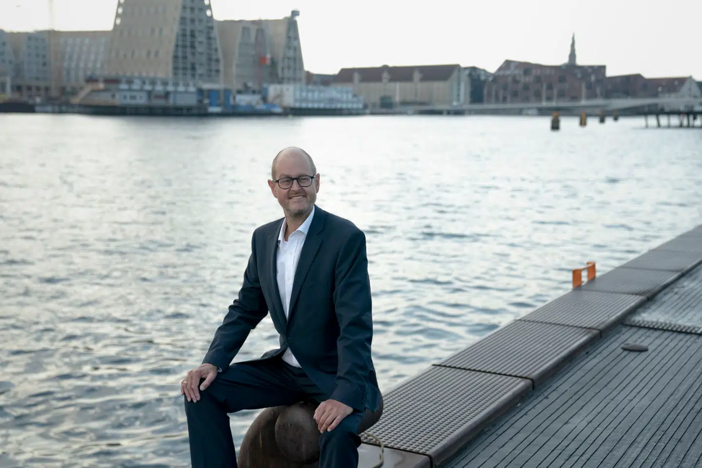 »OPK tegner fejlagtigt et billede af at råderummet er særdeles usikkert. Det er det ikke. Råderummet er renset for konjunkturer, herunder udsving i ledighed mv. Så en stor midlertidig stigning i ledigheden vil ikke påvirke råderummet,« skriver Mads Lundby Hansen.