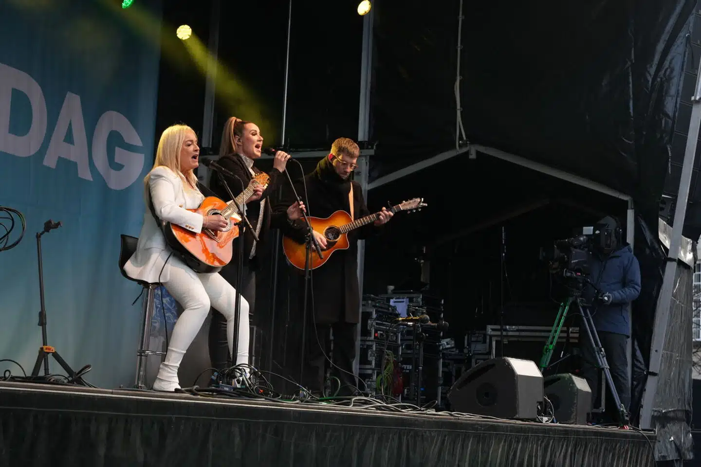 Anne Linnet og Tessa udgjorde det musikalske trækplaster ved Fagbevægelsens demonstration søndag.