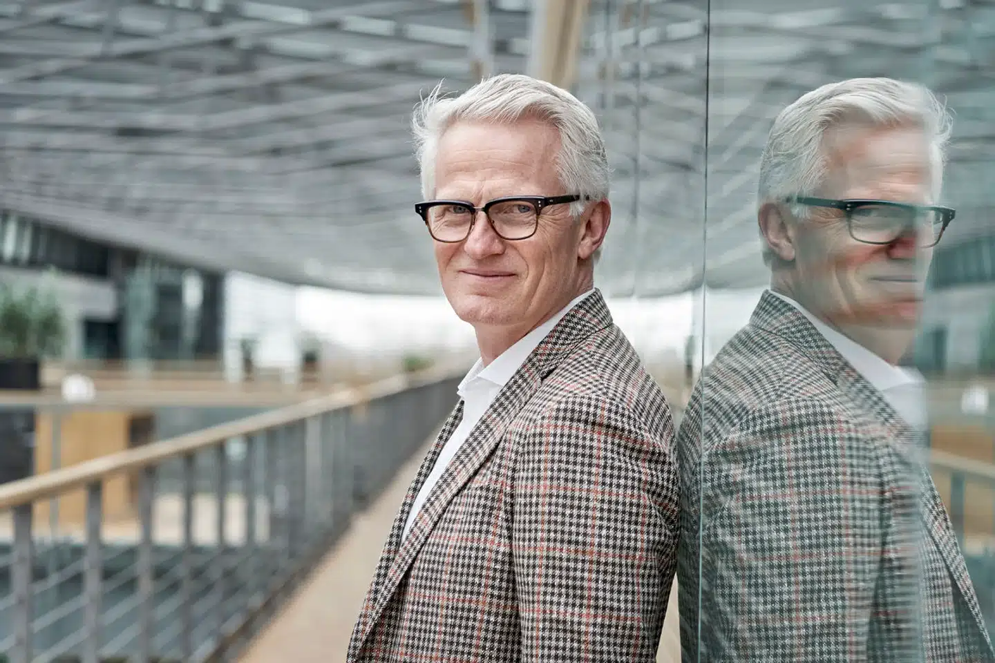 Ørsteds administrerende direktør, Mads Nipper, mener, at Lars Rebien tager alvorligt fejl, når han omtaler havvind som en mulig belastning for det danske samfund. Men han er langt hen ad vejen enig i betragtningerne om atomkraft, der ellers har været lagt for had i Danmark gennem årtier.