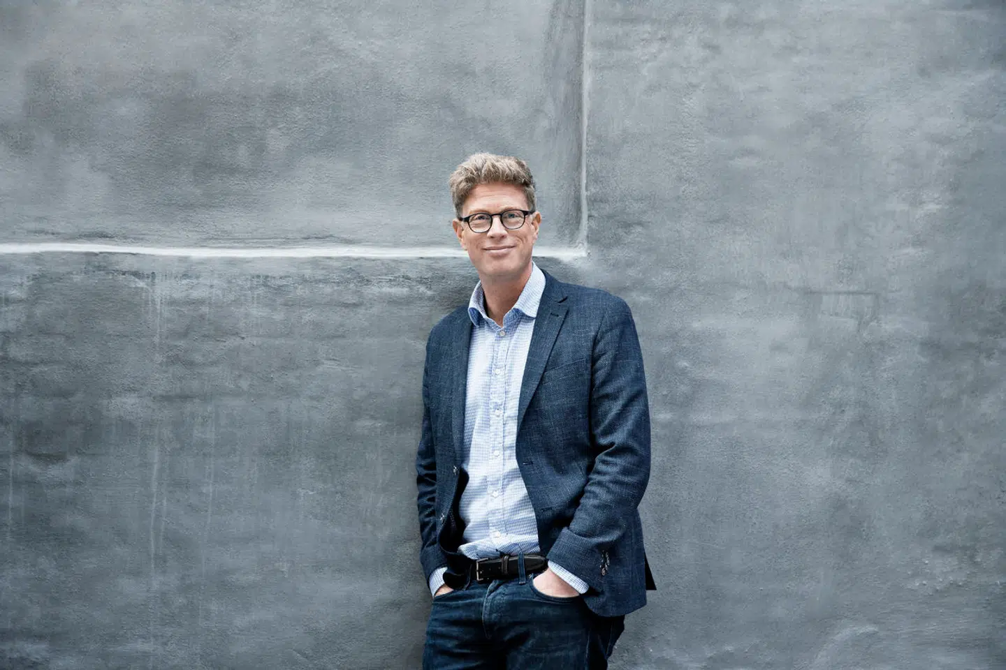 Martin Krasnik undrer sig særligt over De Konservatives ageren.