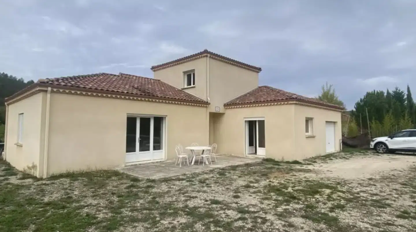 Det er planen, at villaen skal sælges i seks andele.