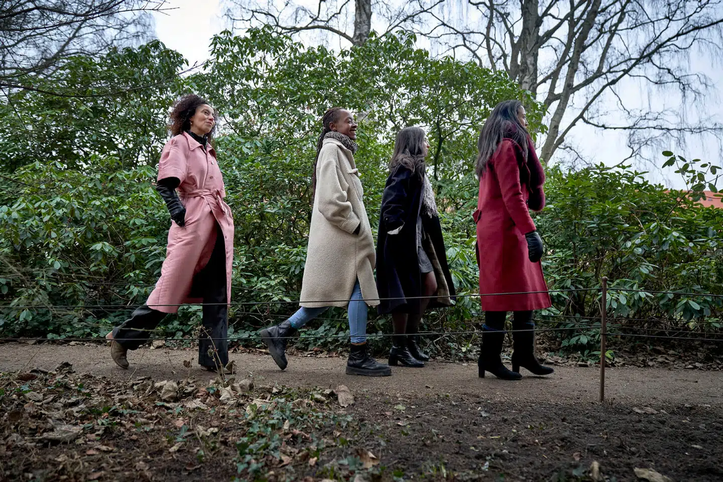 Fra venstre skuespillerne Laura Allen Müller, Dorcas Joanna Hansen, Siir Tilif og Sandra Sencindiver.