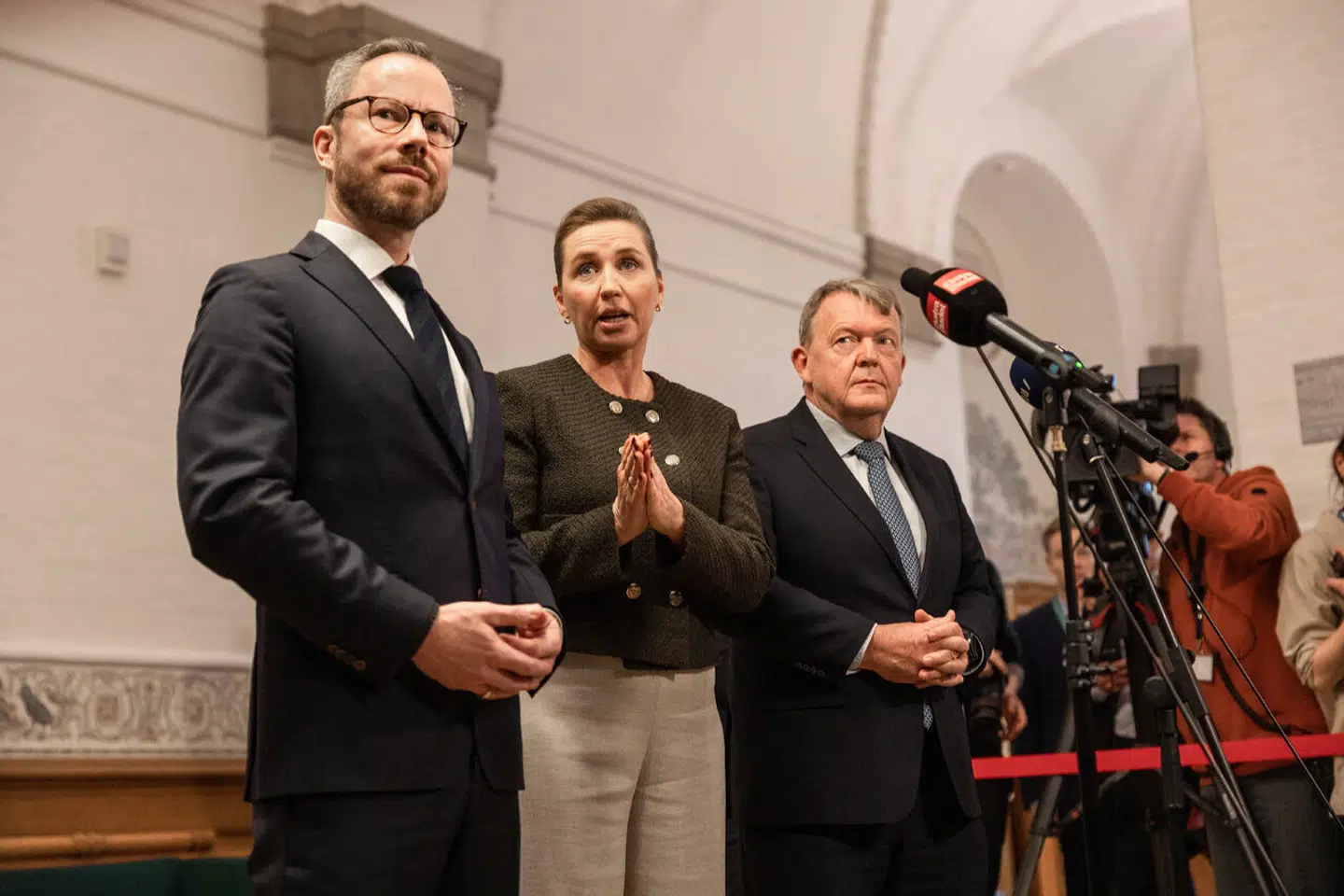 Den nye SVM-regering vil blandt andet afskaffe store bededag for at styrke den strukturelle beskæftigelse og skabe mere plads i statens langsigtede budgetter.