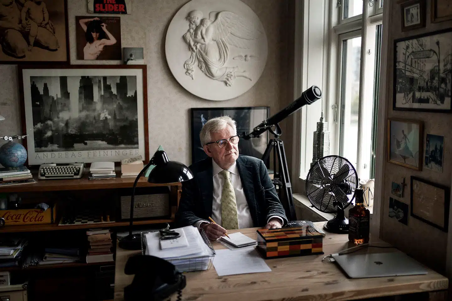 Søren Ulrik Thomsen er digter og forfatter. Han mistede tirsdag sin ven og kollega Henrik Nordbrandt.