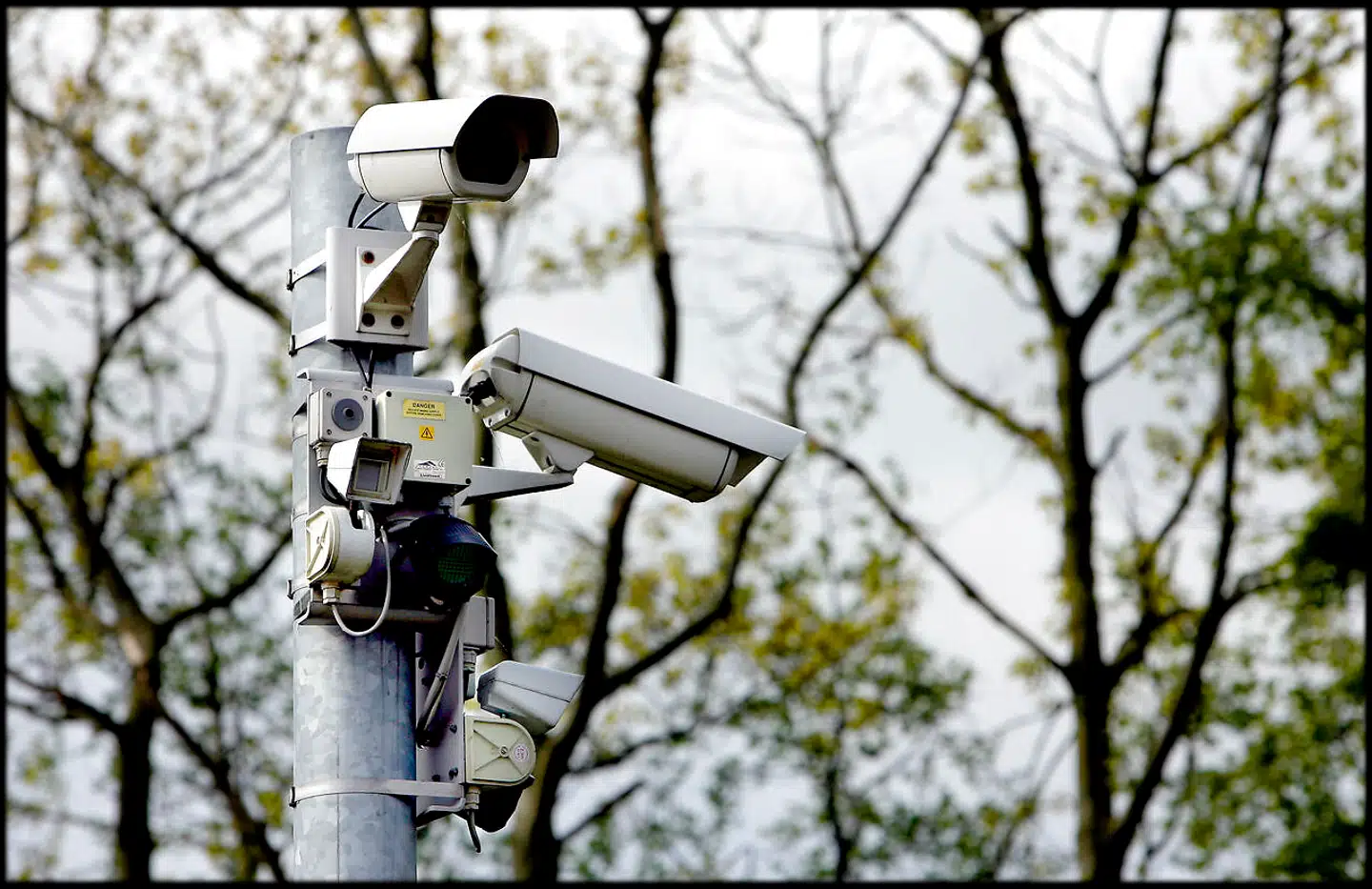 Politiken har tidligere beskrevet, hvordan vikarer på institutionen i sommer smuglede stoffer, hash og mobiltelefoner ind til de mindreårige varetægtsfængslede drenge. (ARKIVFOTO)