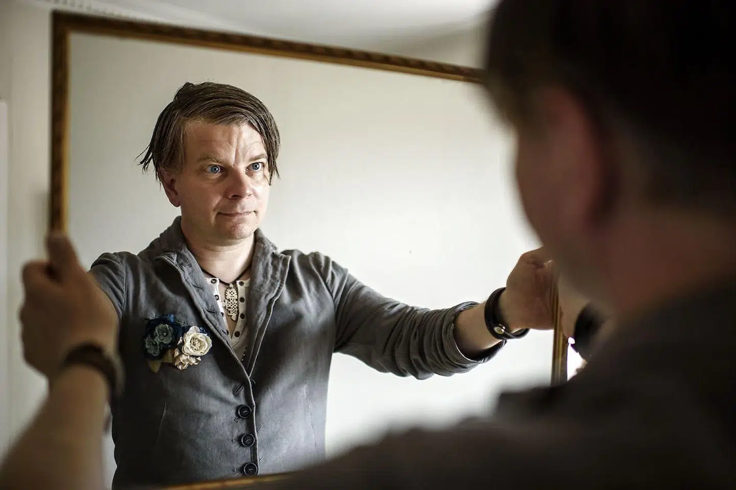 »Der er ingen tvivl om, at der stadig findes en arbejderklasse – f.eks. i de lavtlønnede jobområder og i prekariatet. Men har den noget som helst med Arbejdersangbogen at gøre længere? Jeg tror det ikke,« skriver Henrik Marstal.