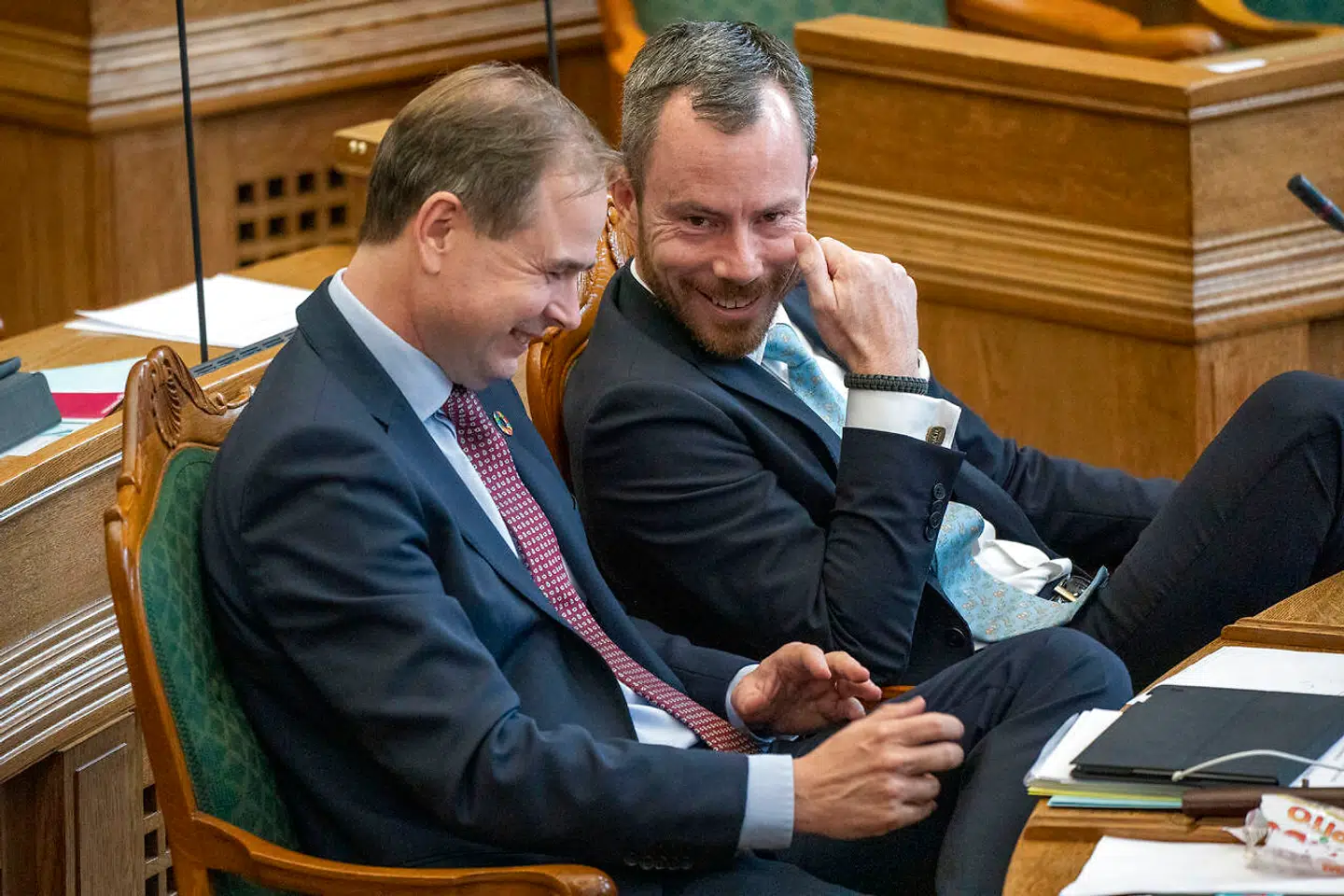 For en uge siden lød det fra forsvarsminister Jakob Ellemann-Jensen, at partier skulle støtte afskaffelsen af store bededag, hvis de skulle inddrages i et kommende forsvarsforlig. En uge senere har piben fået en anden lyd. Nu har Nicolai Wammen indkaldt til indledende drøftelser.