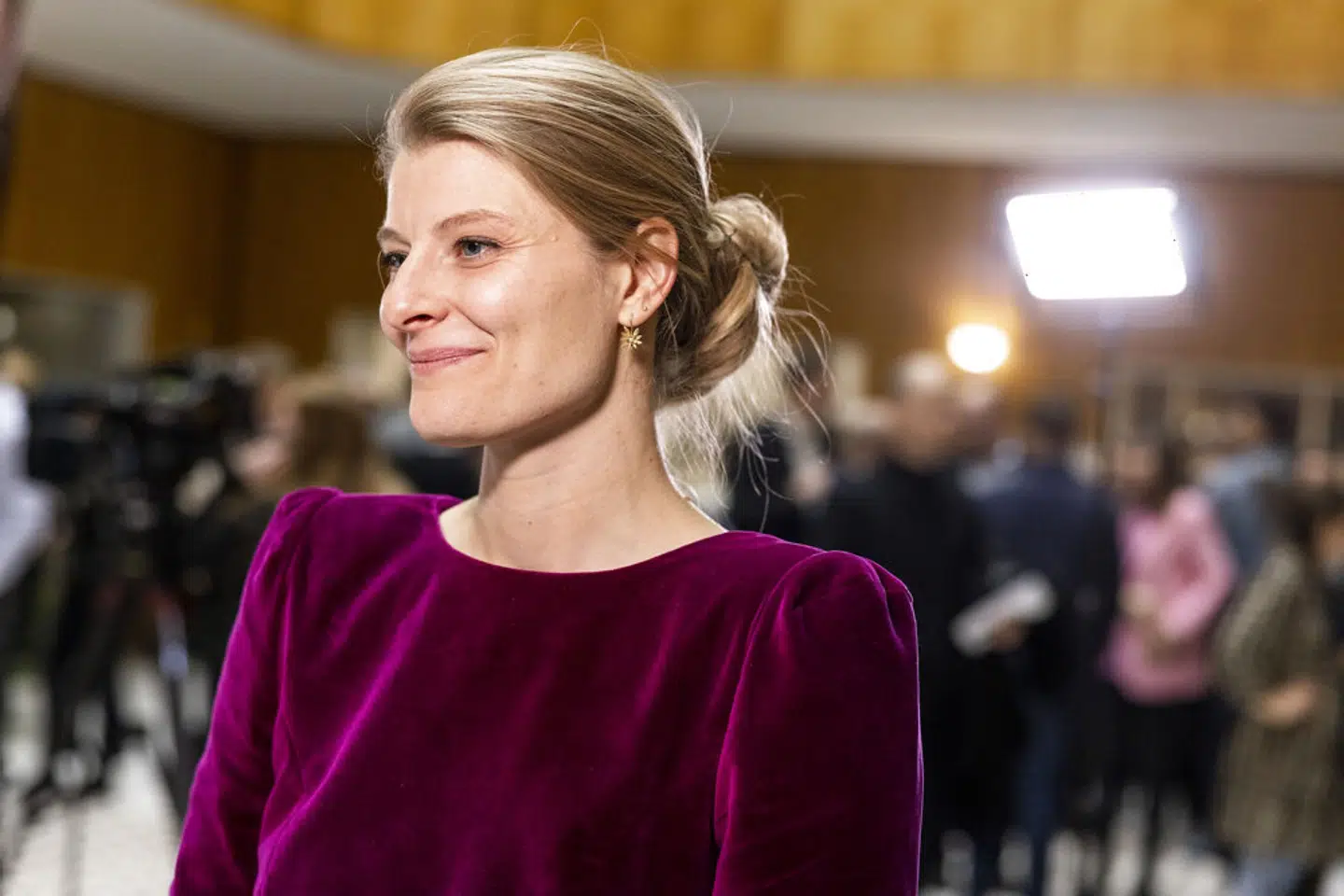 Beskæftigelsesminister Ane Halsboe-Jørgensen (S) siger, at SVM-regeringen er opmærksom på, at det kan blive nødvendigt med mere kompensation for høje priser. 300.000 borgere får tirsdag et engangsbeløb på 2000 kroner. (Arkivfoto). - Foto: Nikolai Linares/Ritzau Scanpix