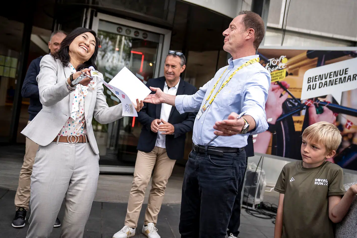 Kultur- og fritidsborgmester i København Mia Nyegaard (R) fotograferet i sommer med Tour de France-løbsdirektør Christian Prudhomme i forbindelse med den officielle åbning af Tourens pressecenter i Bella Center på Amager.