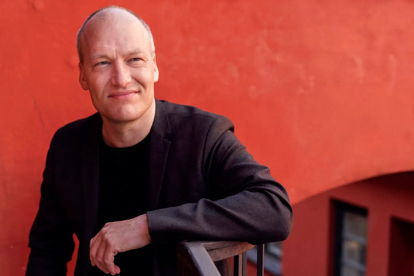 Finans- og erhvervsordfører Pelle Dragsted (EL) slår alarm og advarer mod at frede energihandelsselskaberne, som har profiteret på høje elpriser.