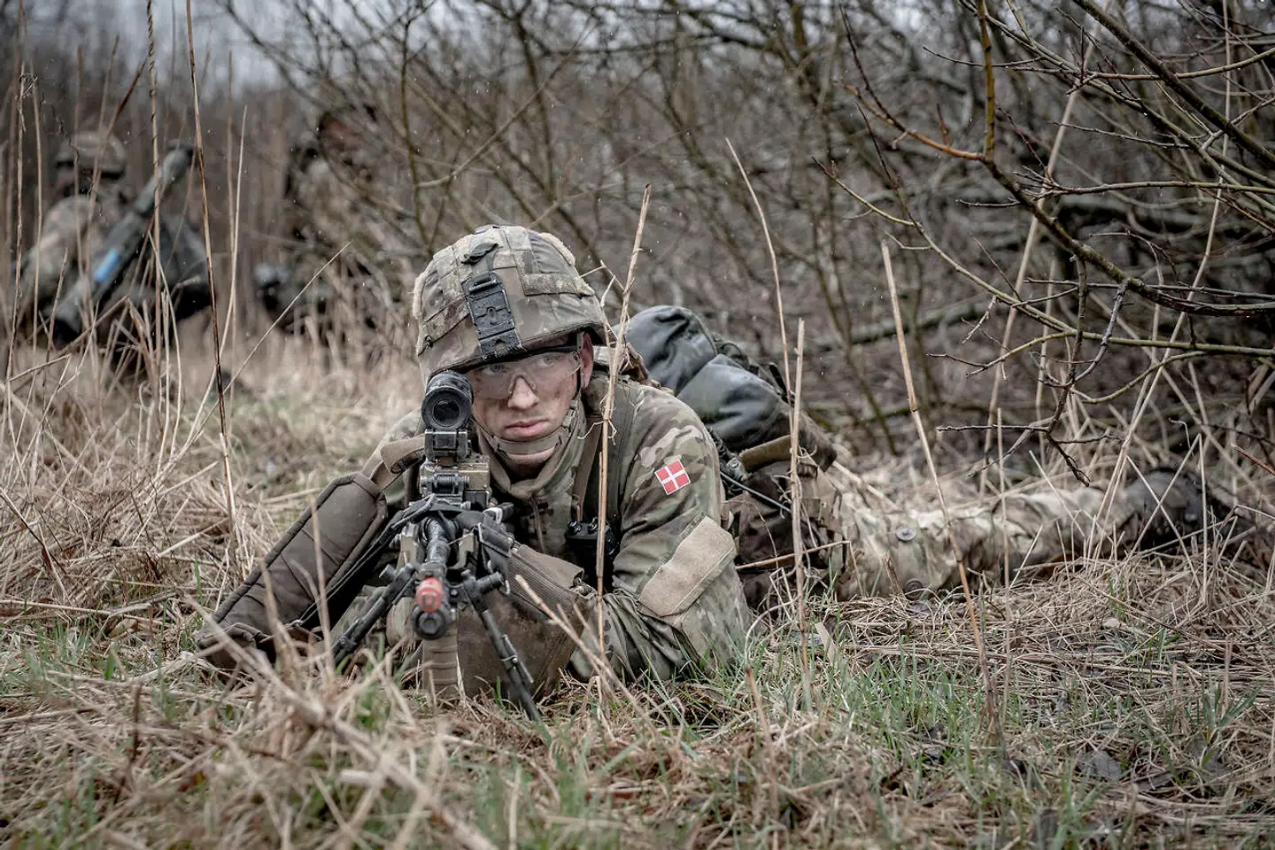 »Den digitale fremtid er en udfordring for det danske forsvar. Selvom Danmark bryster sig af at være et af verdens mest digitaliserede lande, gælder dette ikke Forsvaret,« skriver Anders Theis Bollmann og Katja Lindskov Jacobsen.