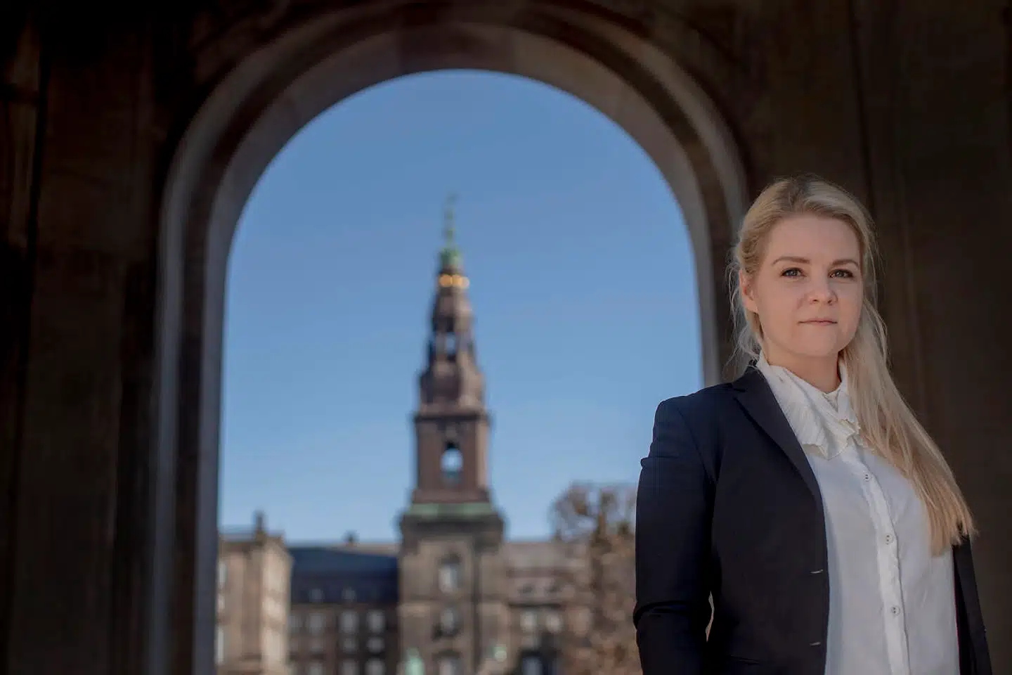 Som liberal fanebærer viser Mia Amalie Holstein værdien af store tanker og konkret samfundskritik. Mia Amalie Holstein er indstillet til Berlingskes Fonsmark-pris.