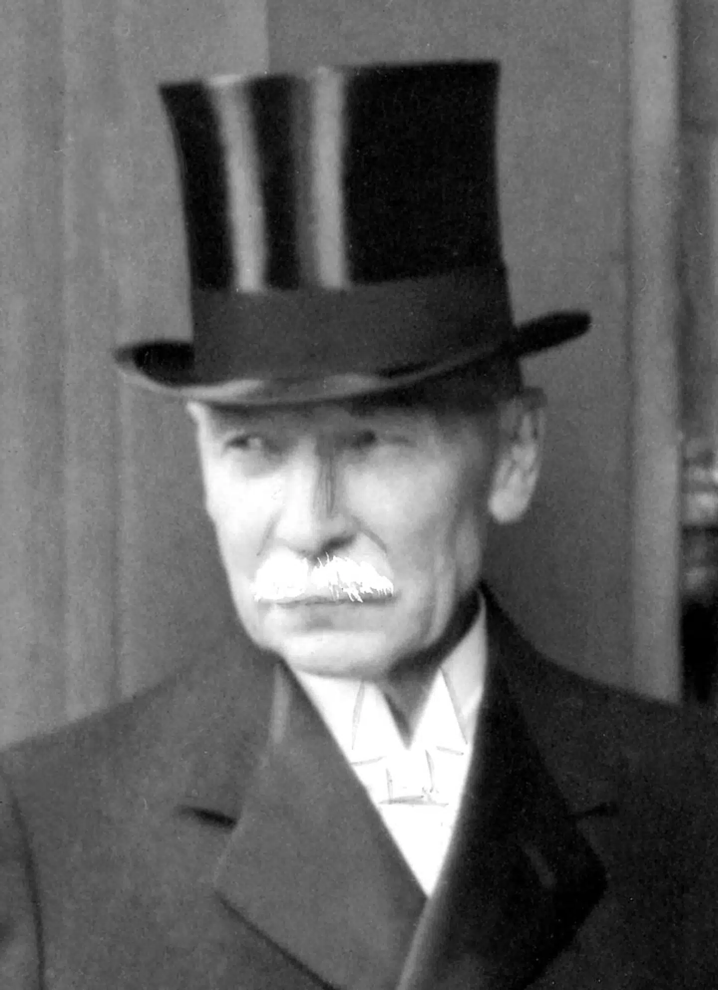 Etatsråd H.N. Andersen, stifter af ØK byggede sin virksomhed op til at være Danmarks største målt på omsætning i 1970erne. I dag er ØK en saga blot.