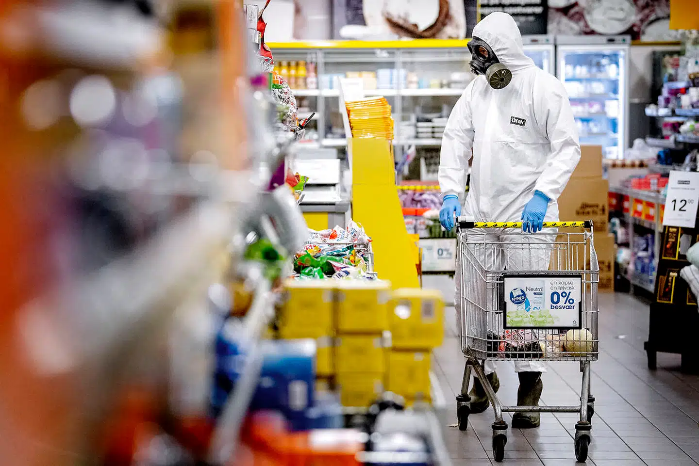 »Økonomisk politik under corona blev udført med stor grad af manglende information om, hvordan økonomien egentlig fungerer under en pandemi med op- og nedlukninger. Fejl er under disse omstændigheder uundgåelige,« skriver Henrik Franck.