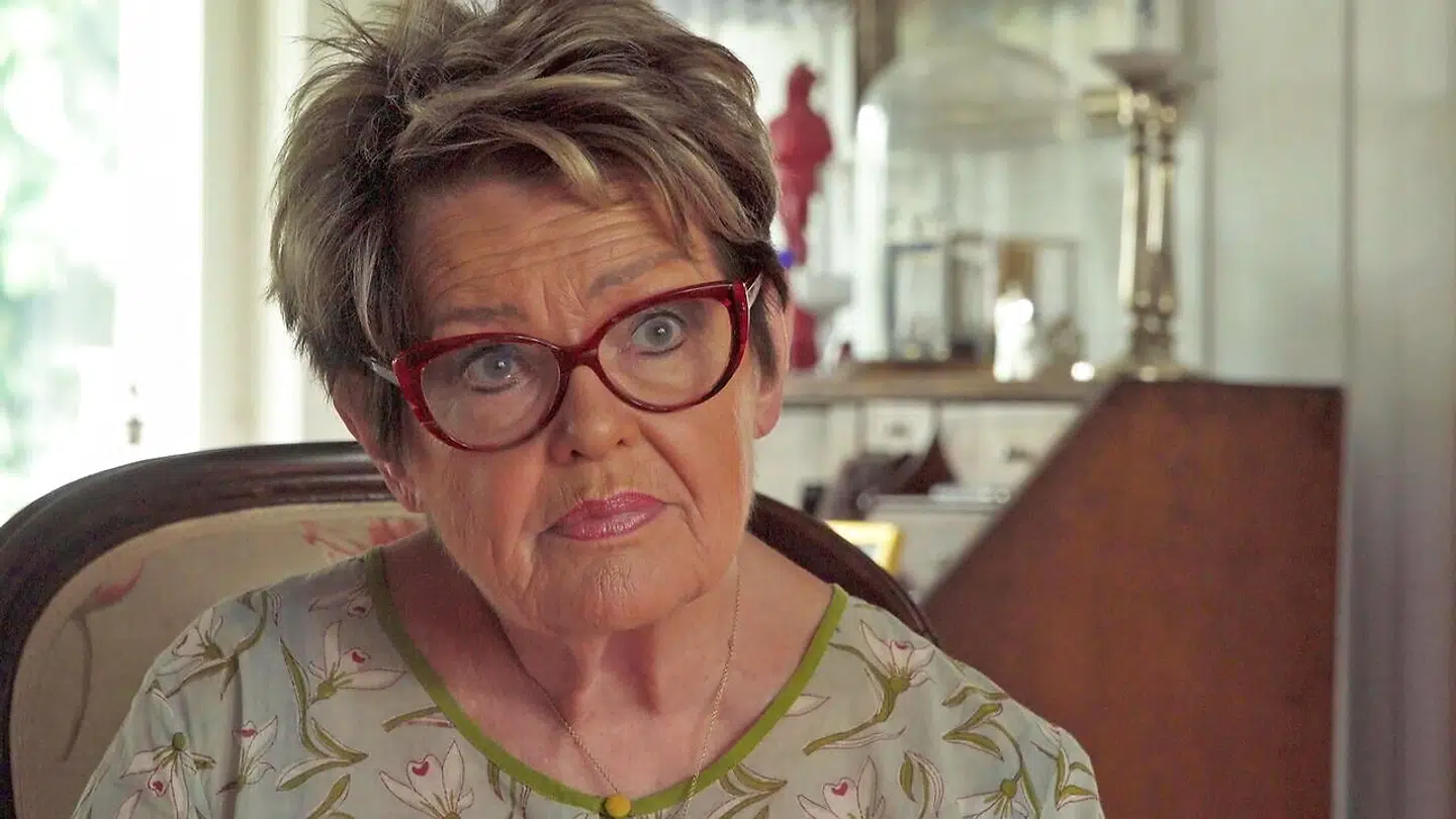 Ghita Nørby fortæller blandt andet om sin første mands selvmord og den indflydelse, den barske start på livet måske fik på hende.