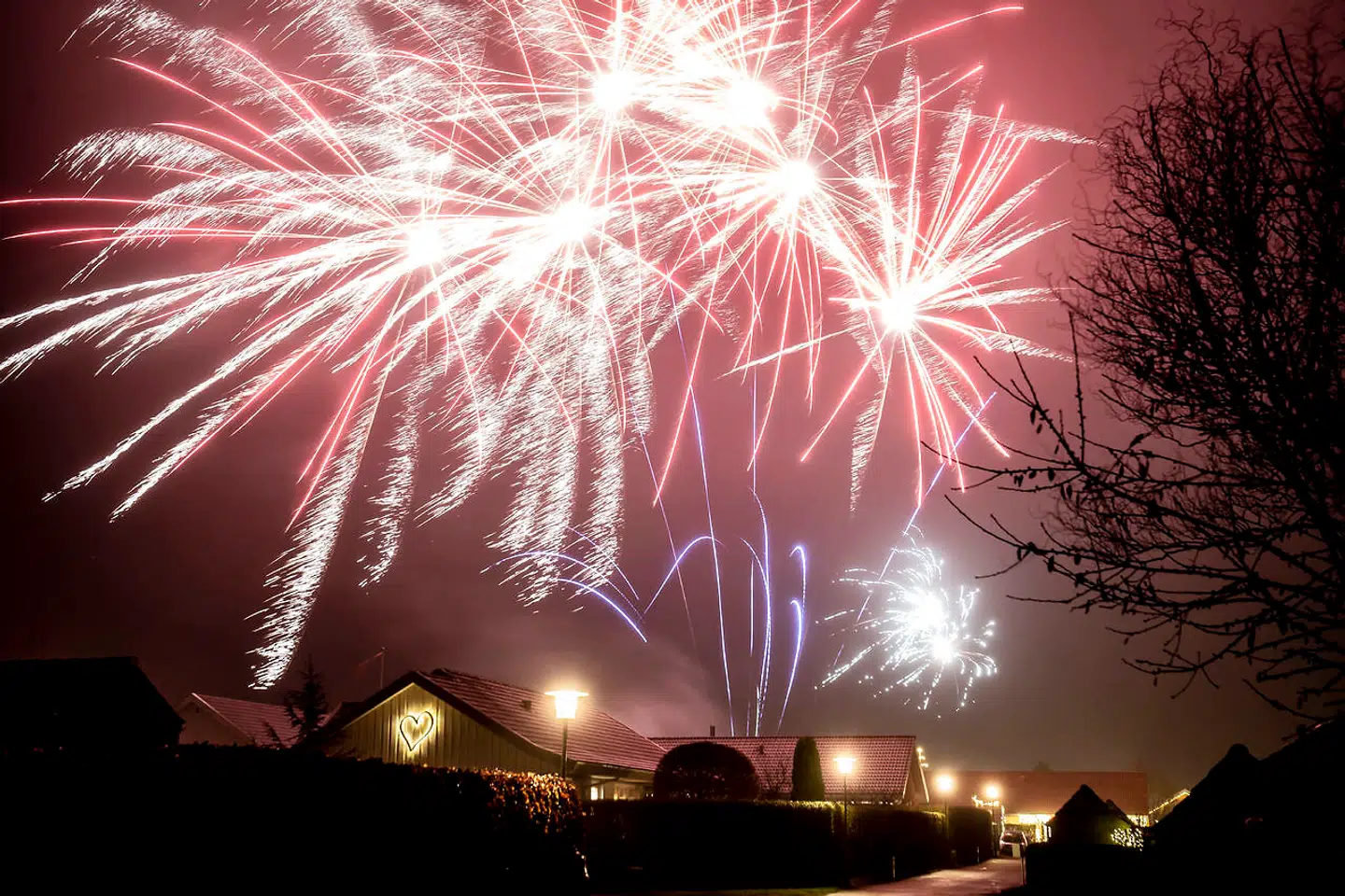 Arkivfoto: Sidste år kom 178 personer til skade med fyrværkeri – 24 alvorligt.