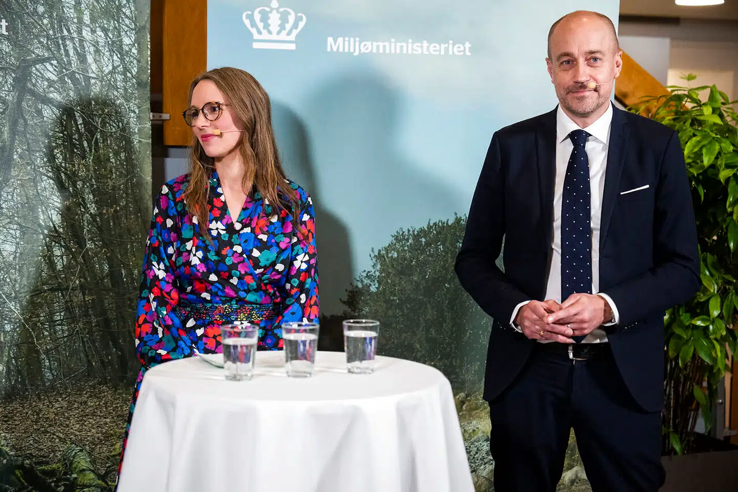 Daværende miljøminister Lea Wermelin (S) kritiserede blå partier for ikke at ville beskytte naturen mod pesticider og andet. Nu siger den nye regering, at man skal undersøge mere, før man kan beskytte natur og drikkevandsboringer.