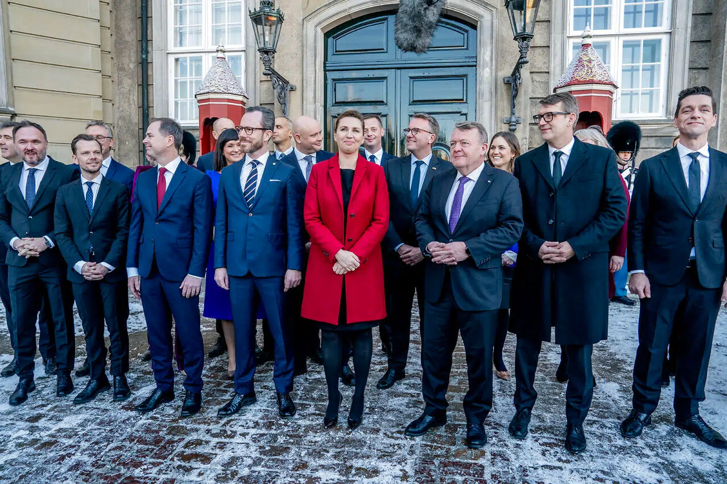 Sølle otte kvinder blev det til i den nye regering, og dermed er vi under de 40 procent, der bliver den nye EU-norm for bestyrelser i større virksomheder over 250 ansatte, skriver Peter Agergaard.