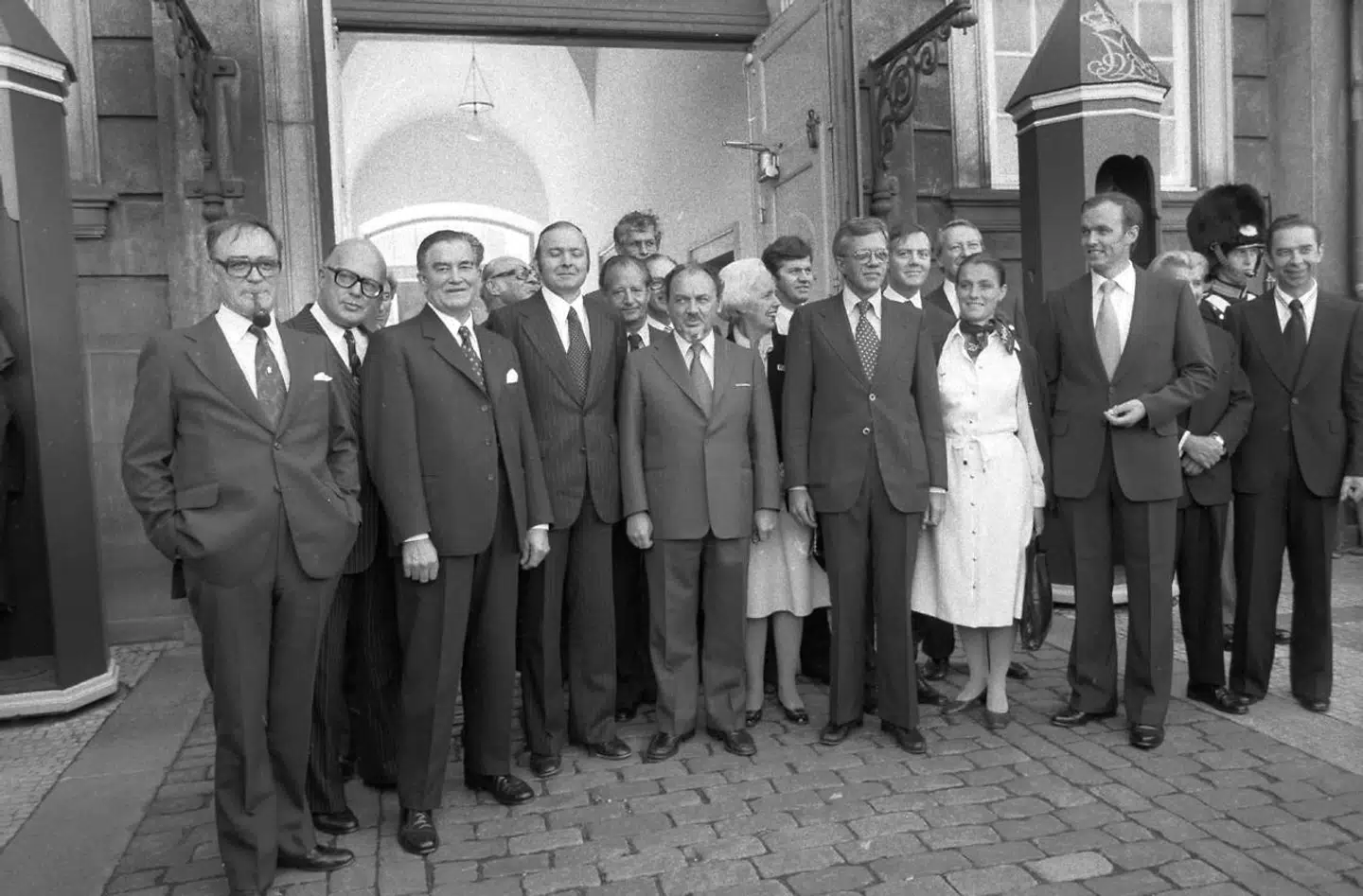 SV-regeringen fra 1978-79 var efterkrigstidens hidtil eneste danske forsøg på en bred regering henover midten. Det gik ikke godt.