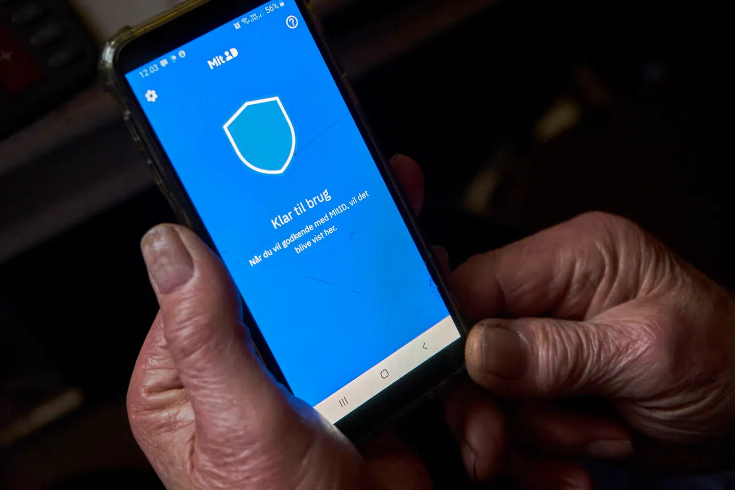 Mange ældre har problemer med at benytte MitID, og selvom man har fuldmagt til at hjælpe, kan det være meget besværligt.