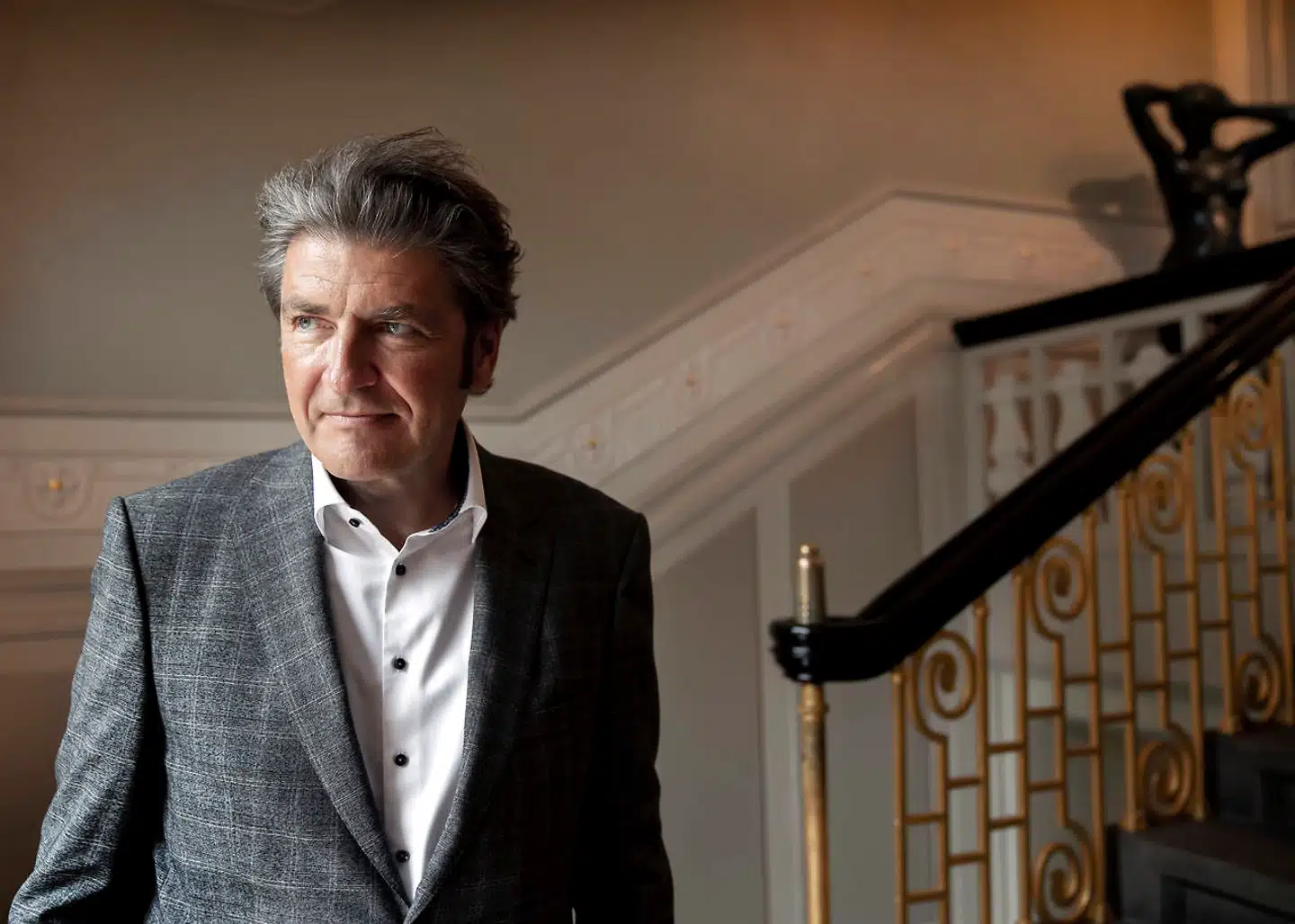 »Vi må og skal stoppe med at bilde os ind, at flere hænder og flere penge løser problemet. Det handler om at bruge vores dygtige menneskerne bedre – og til det, de er bedst til,« skriver André Rogaczewski.