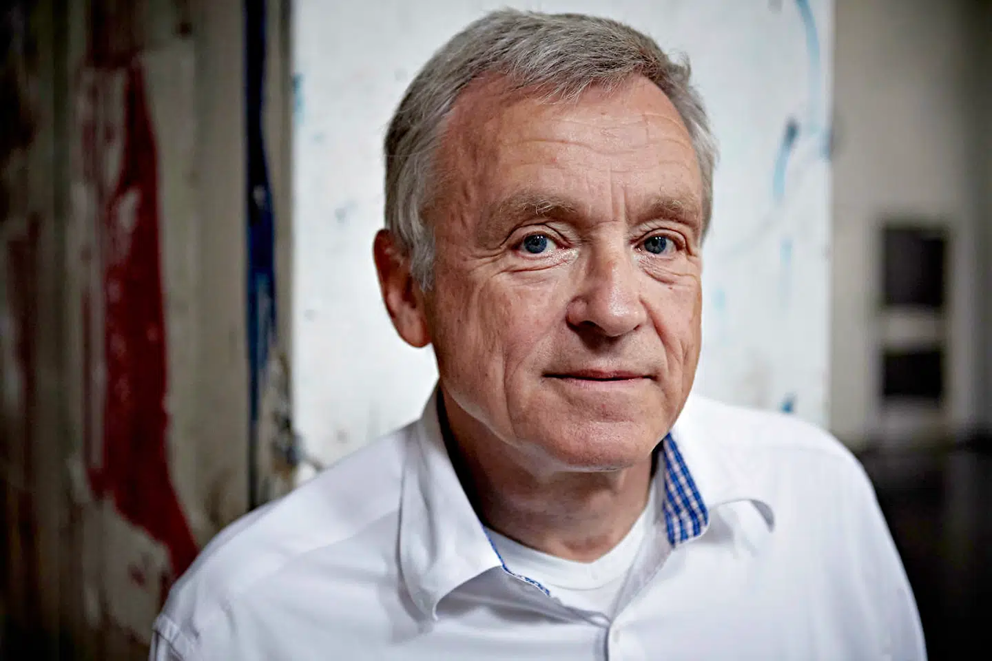 Misbrugsekspert, psykiater og overlæge Henrik Rindom arbejdede i flere år i et ungdomsfængsel, og han er overbevist om, at fængslet ikke lykkedes med at få nogen som helst ud af rusmiddelafhængighed.